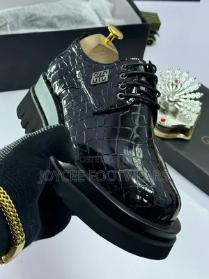Original Givenchy Designer Shoe With Double Sol