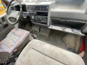 Volkswagen Transporter 1982 Red