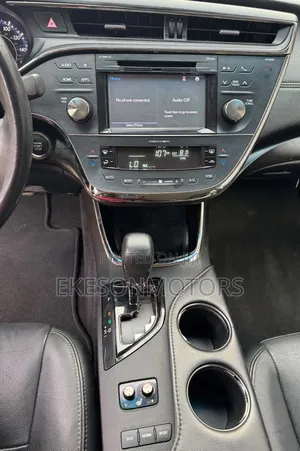 Toyota Avalon XLE Plus FWD Sedan (3.6L 6cyl 6A) 2016 Gray