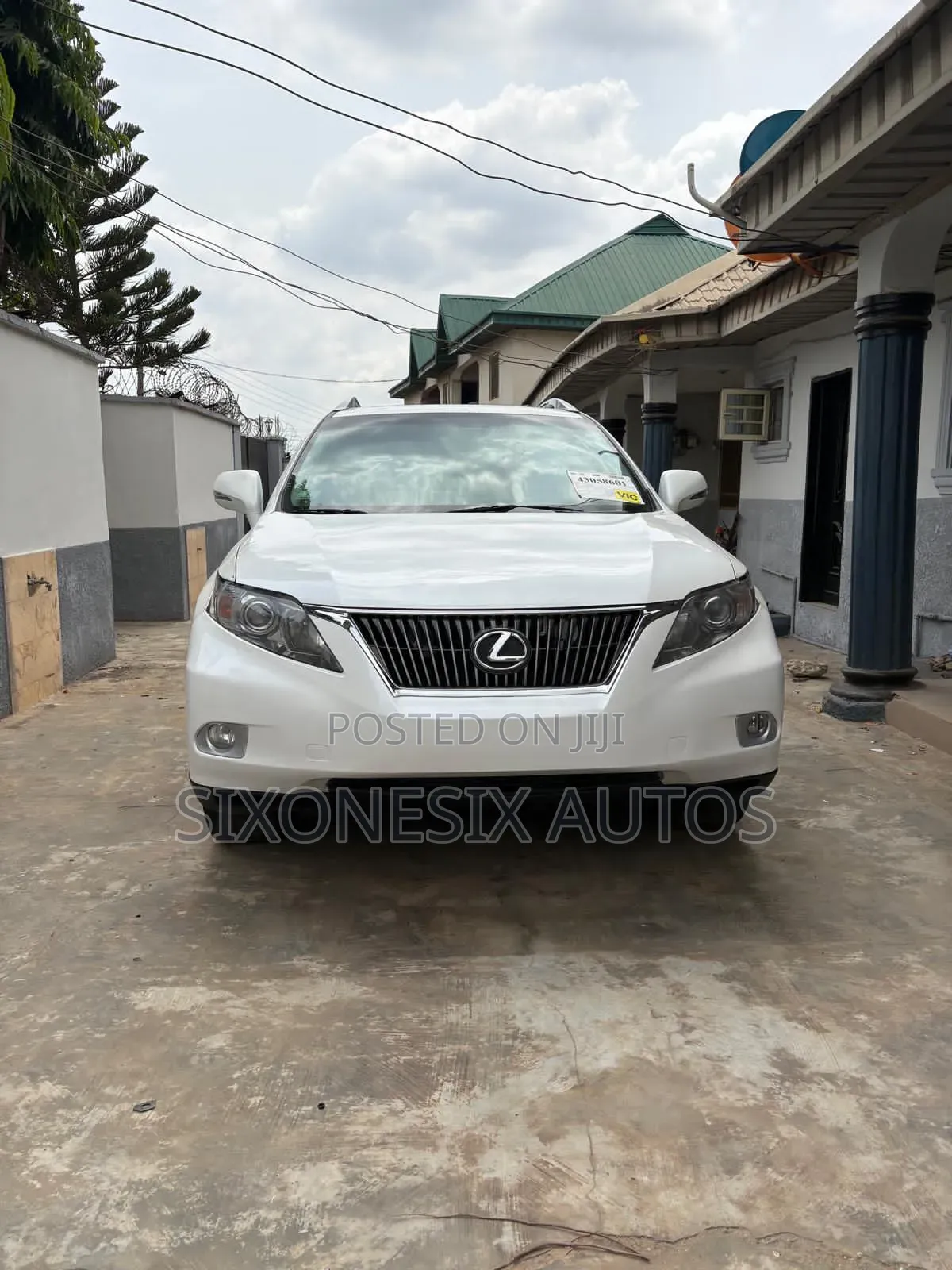 Lexus RX 2011 White