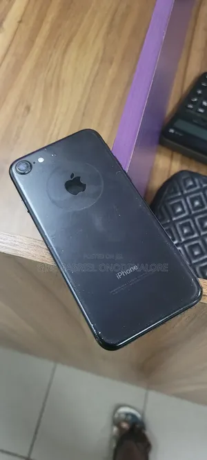 Apple iPhone 7 128 GB Black