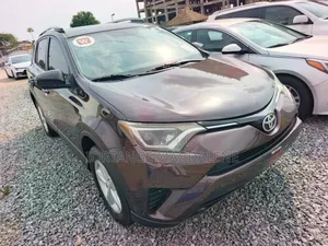 Toyota RAV4 2016 Purple