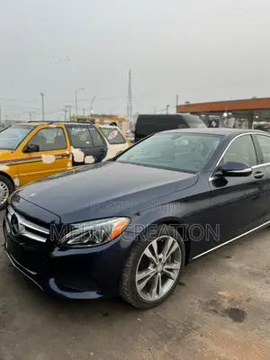 Mercedes-Benz C300 Luxury 4dr AWD 4Matic Sedan (2.0L 4cyl 7A) 2015 Blue