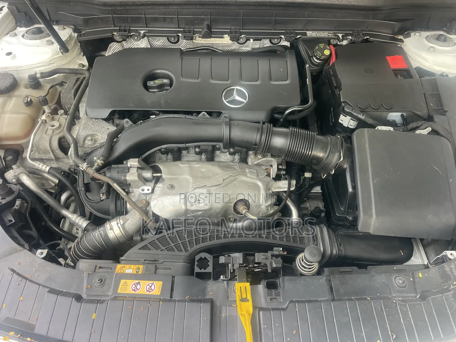 Mercedes-Benz GLB-Class GLB 250 4MATIC 2020 White