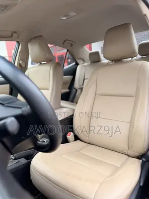 Toyota Corolla LE 4dr Sedan (1.8L 4cyl CVT) 2016 Gray