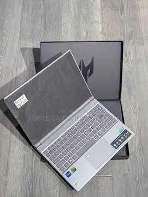 Laptop Acer Predator Helios Neo 14 16GB Intel Core Ultra 7 SSD 1T