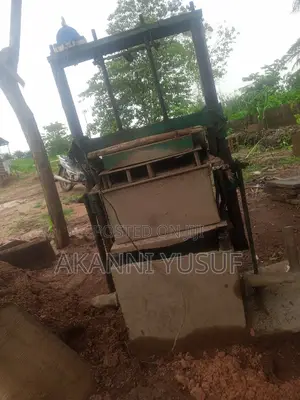 Block Moulding Machine
