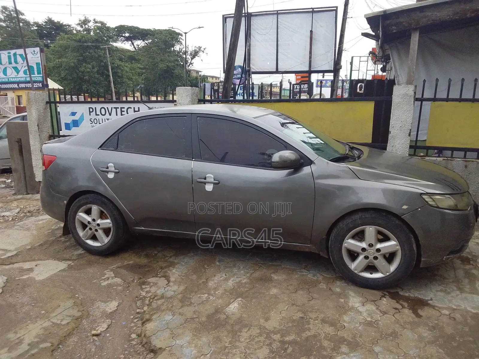 Kia Cerato 2010 Gray