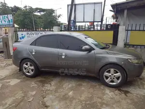 Kia Cerato 2010 Gray