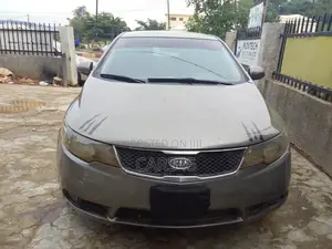 Kia Cerato 2010 Gray