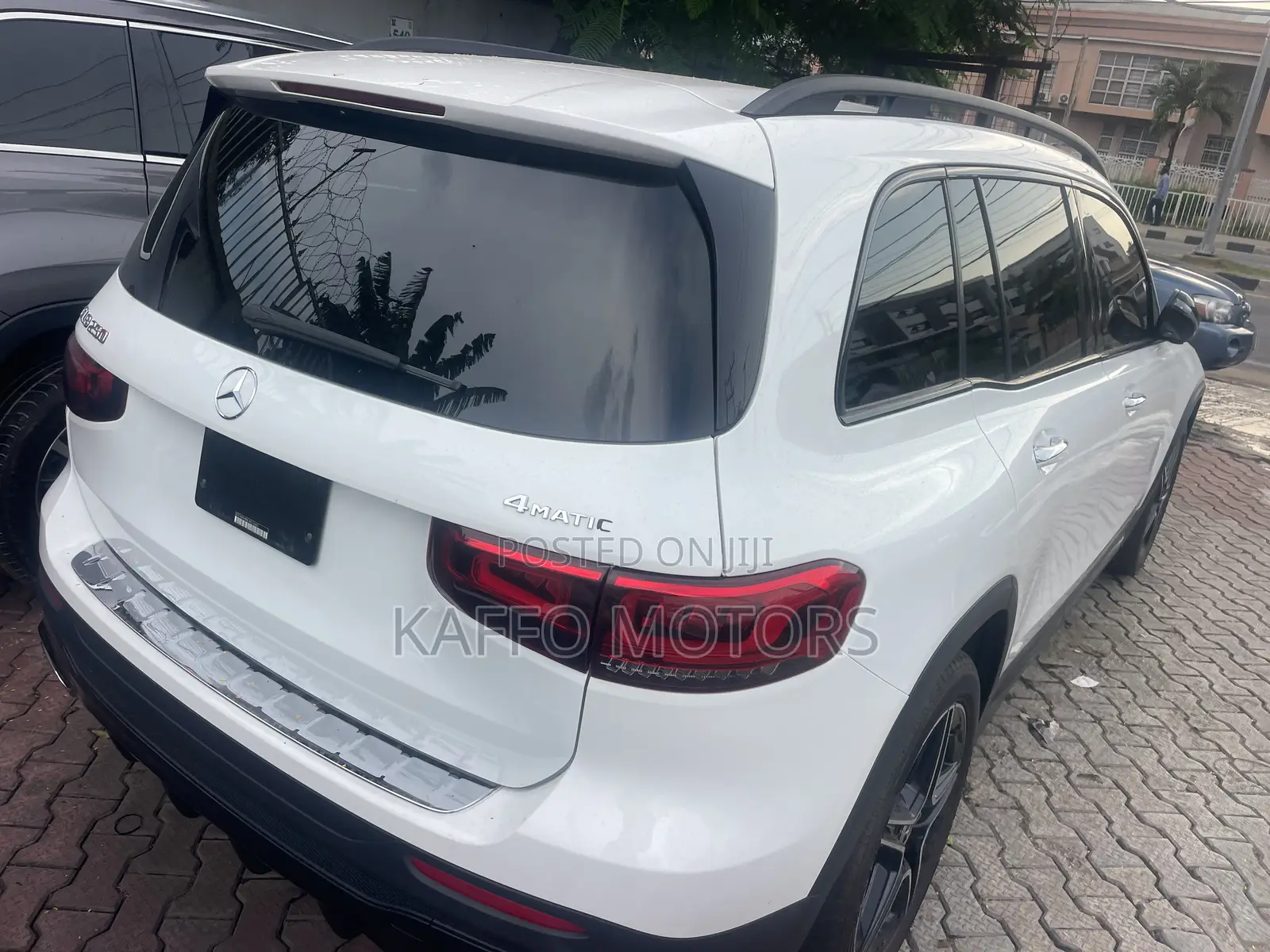 Mercedes-Benz GLB-Class GLB 250 4MATIC 2020 White