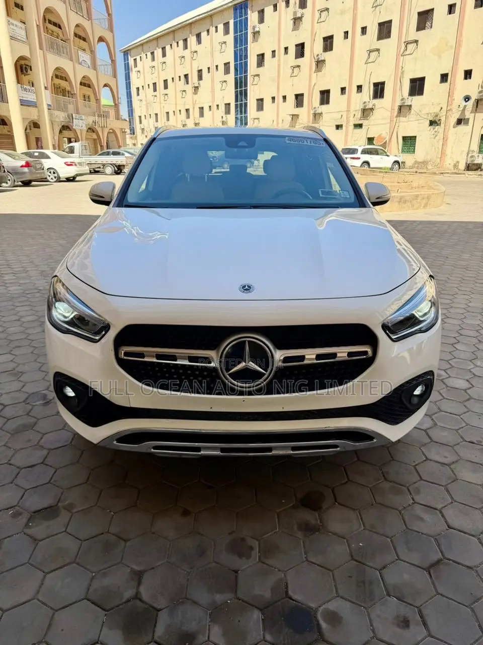 Mercedes-Benz GLA 250 2022 White
