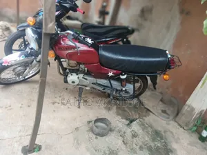 Bajaj Boxer 2024 Red