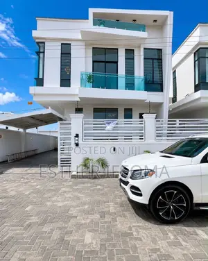 5bdrm Duplex in An Estate In Ajah for rent