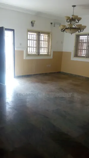 Mini Flat in Ikate, Lawanson for rent