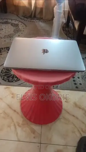 Laptop Apple MacBook Pro 2019 8GB Intel Core i5 SSD 128GB