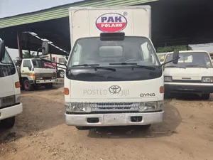 Toyota Dyna Direct Hand With Fuel Engine