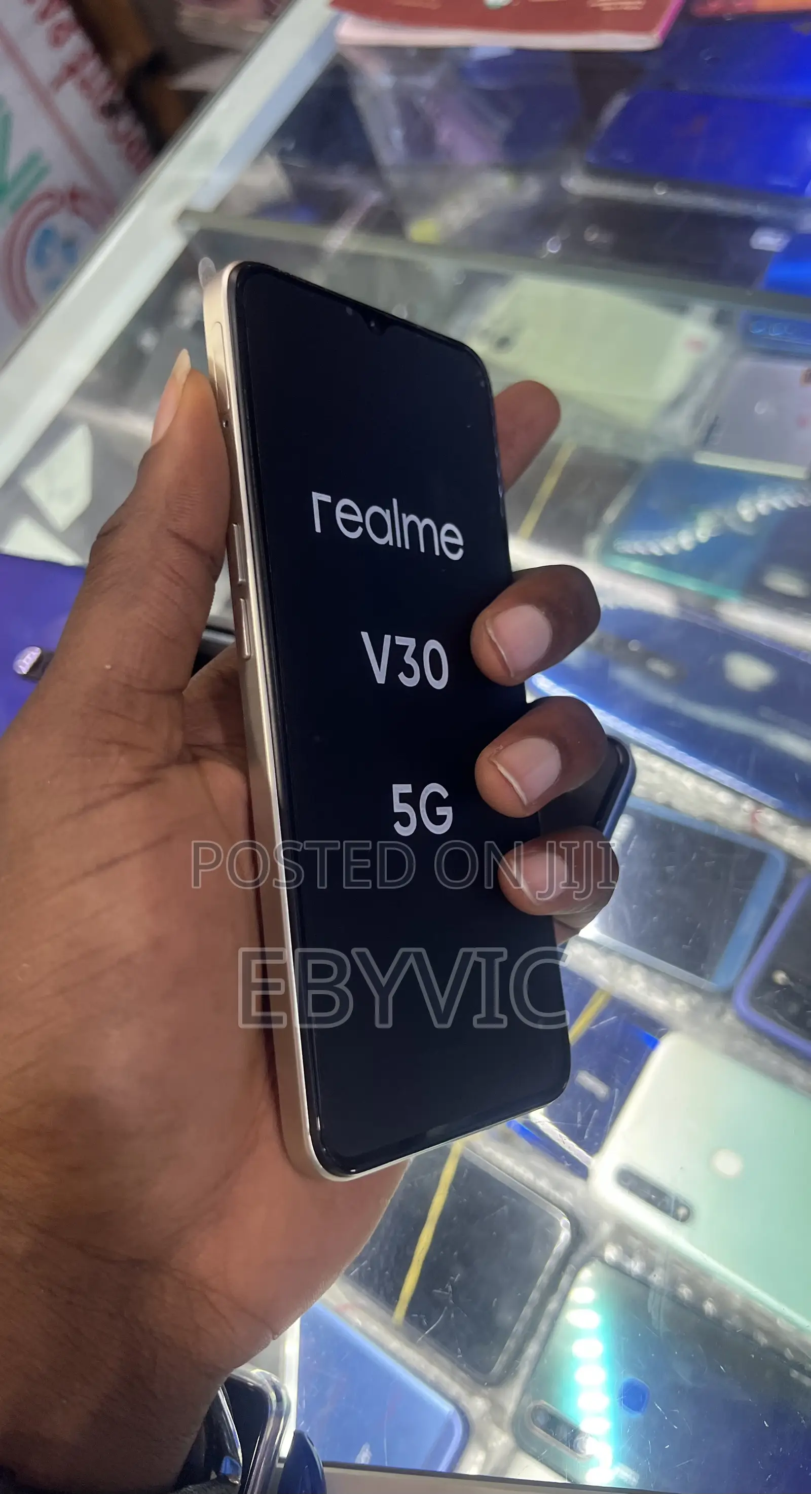 Realme V30 128 GB