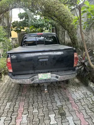 Toyota Tacoma 2008 Black