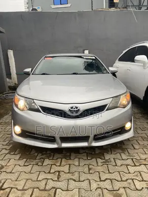 Toyota Camry 2013 Silver
