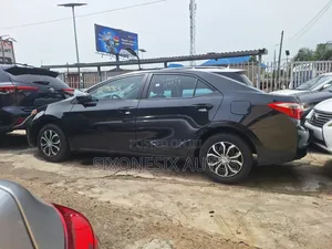 Toyota Corolla LE 4dr Sedan (1.8L 4cyl CVT) 2014 Black