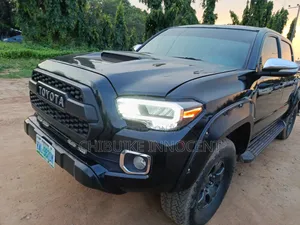 Toyota Tacoma 2017 Black