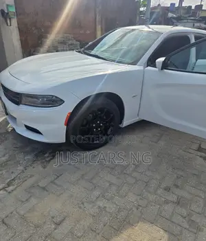 Dodge Charger 2019 White