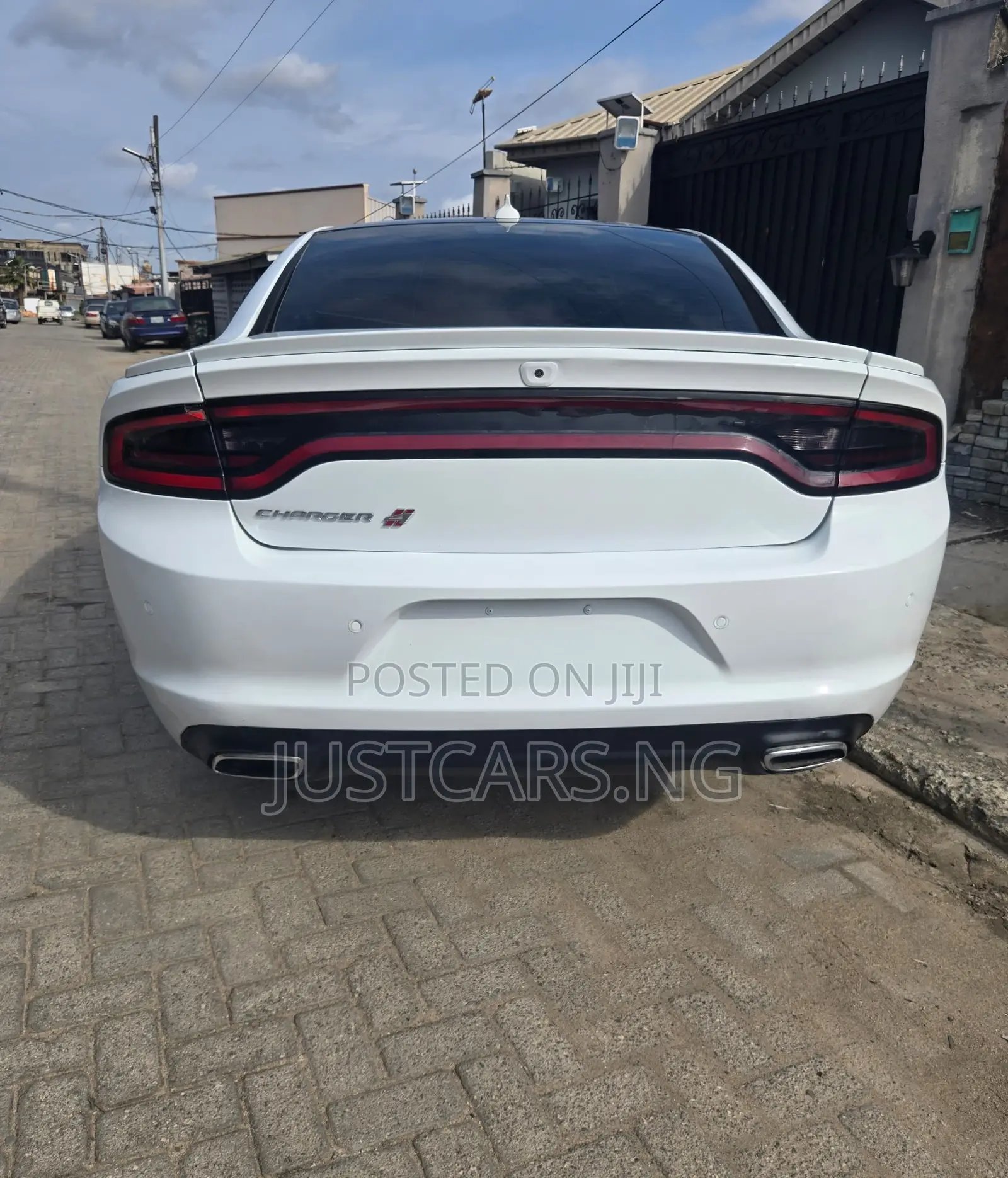 Dodge Charger 2019 White