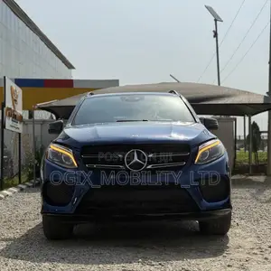 Mercedes-Benz GLE-Class GLE 320 4MATIC 2018 Blue