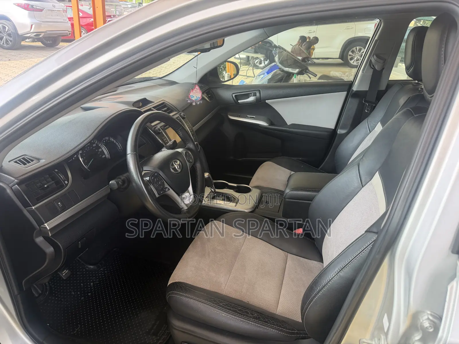 Toyota Camry 2013 Silver