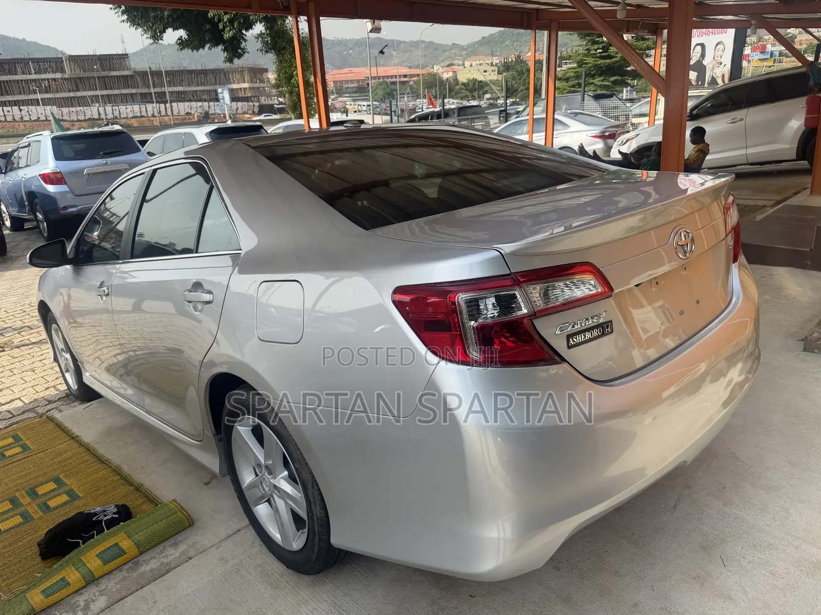 Toyota Camry 2013 Silver