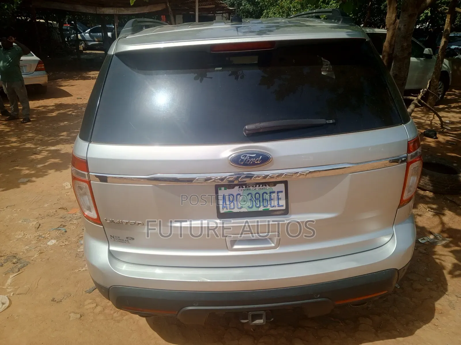 Ford Explorer 2012 Silver