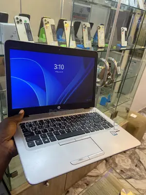 Laptop HP EliteBook 840 G3 4GB Intel Core i5 HDD+SSD 256GB