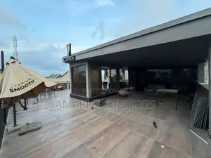 Restaurant and Lounge