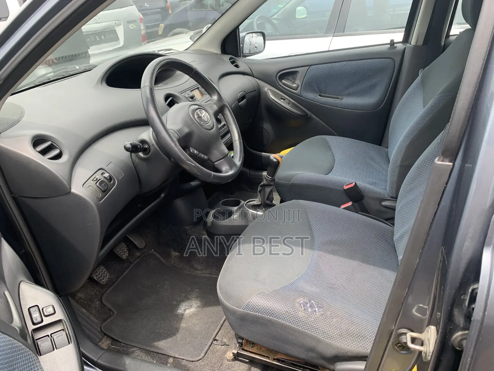 Toyota Yaris 2004 Blue