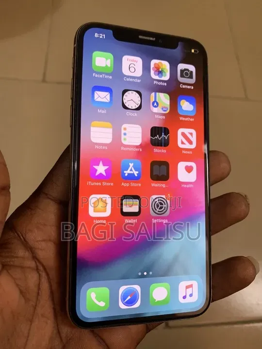 Apple iPhone X 64 GB White