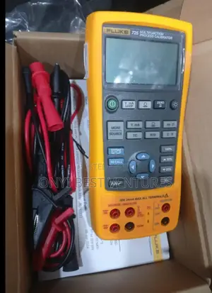 Fluke 725 Multifunction Process Calibrator