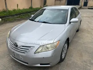 Toyota Camry LE 4dr Sedan (2.4L 4cyl 5A) 2008 Silver
