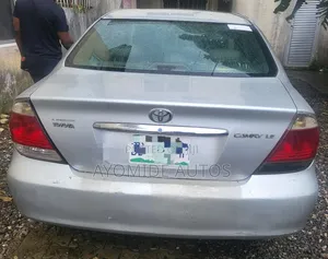 Toyota Camry 2006 Silver
