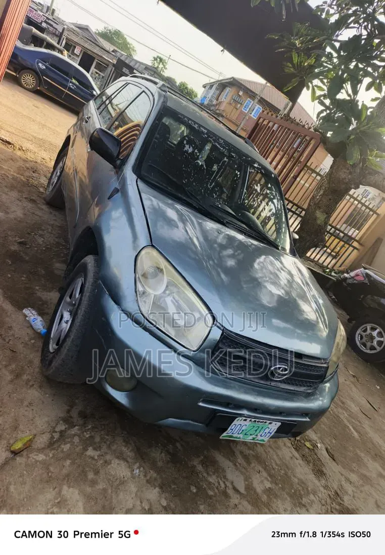 Toyota RAV4 2004 Blue
