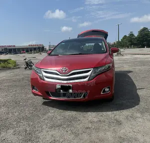 Toyota Venza XLE 2015 Red
