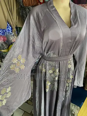 Dubai Abaya
