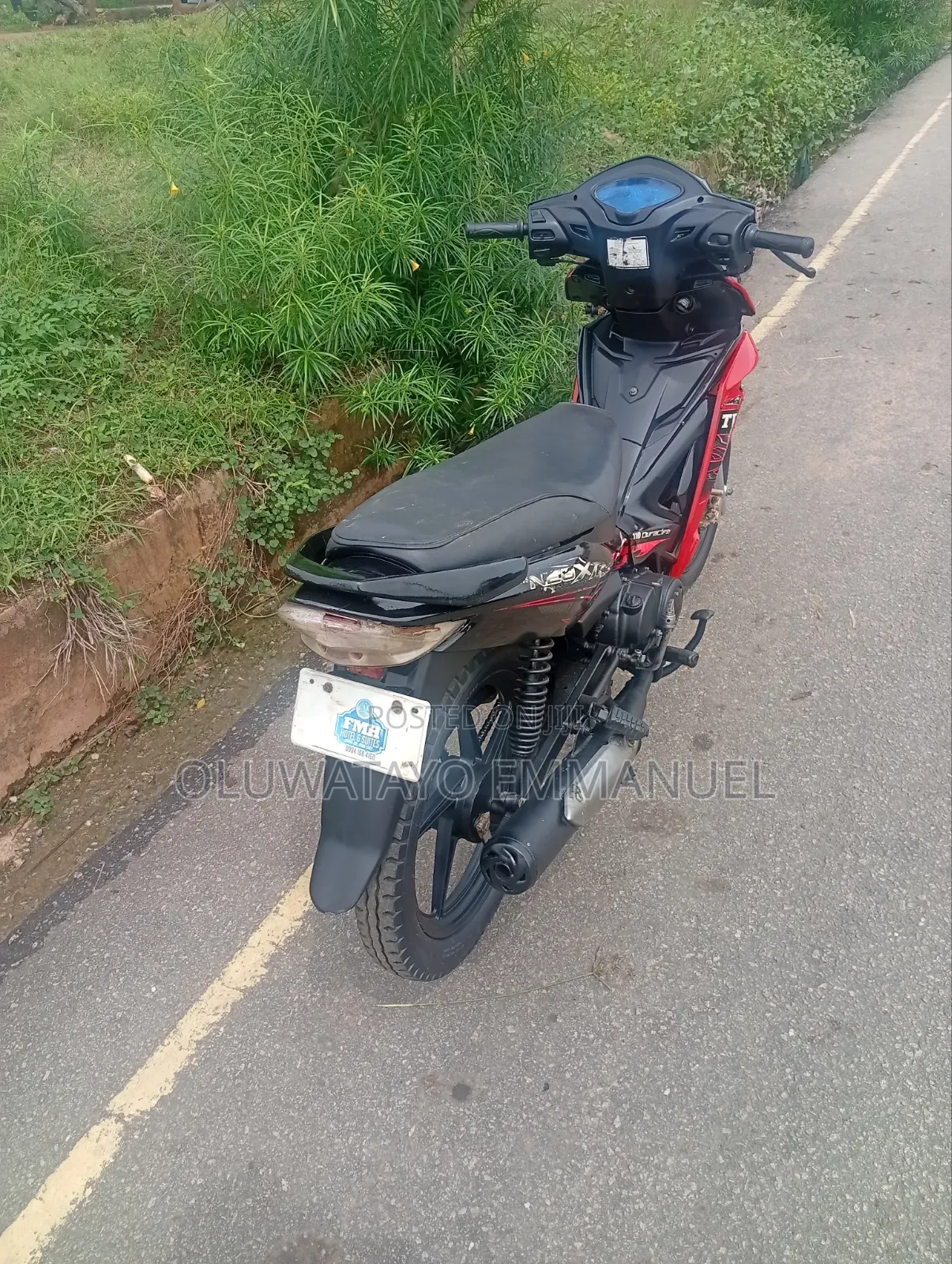 TVS Neo NX 2018 Red