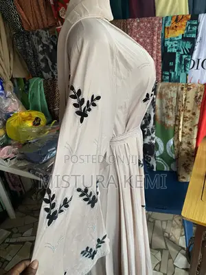 Dubai Abaya