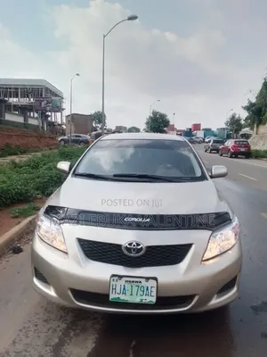 Toyota Corolla 2009 Gold