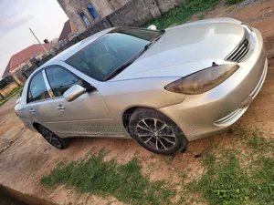Toyota Camry 2004 Silver