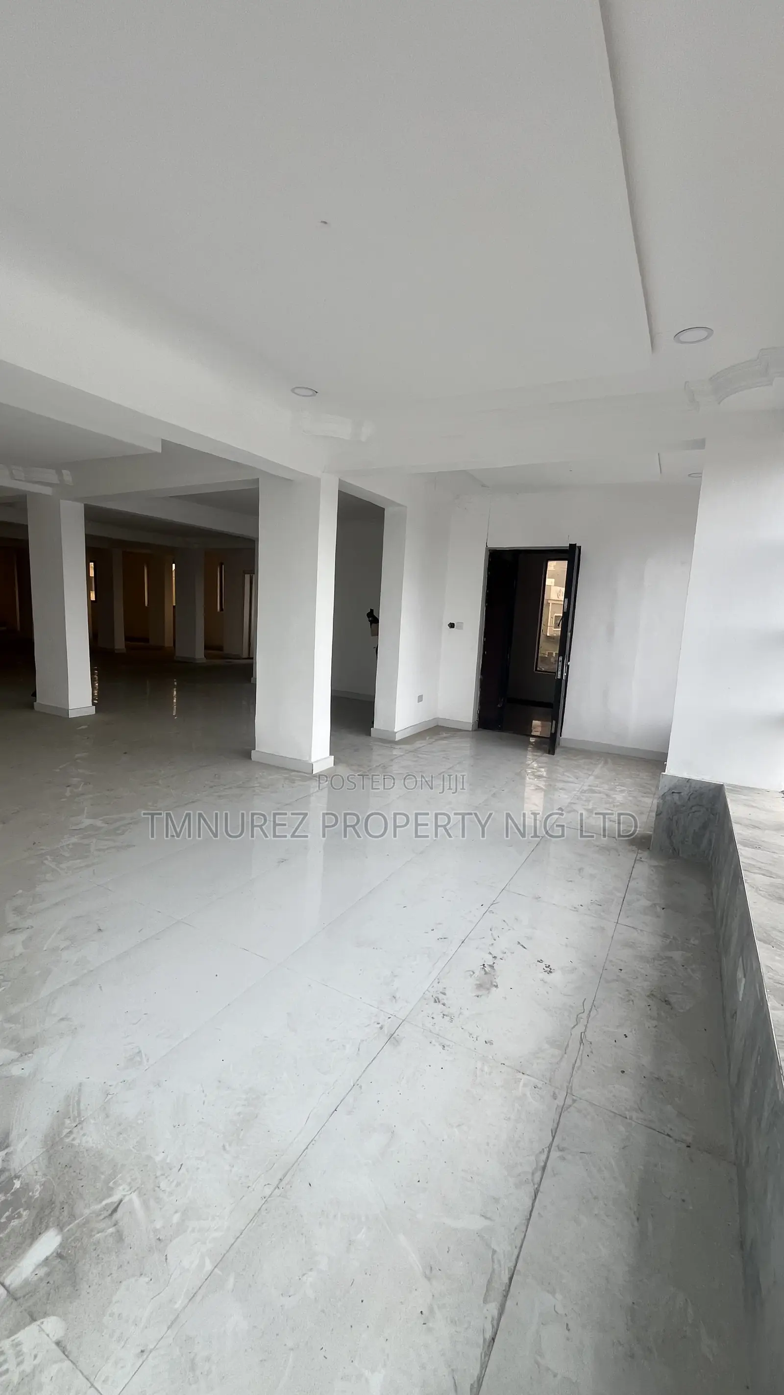 Showroom Space,Multipurpose Built