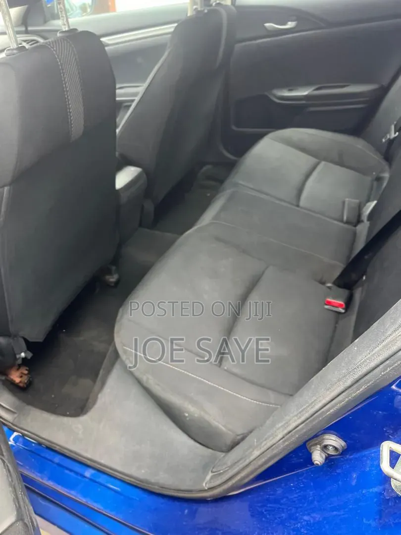 Honda Civic 2016 Blue