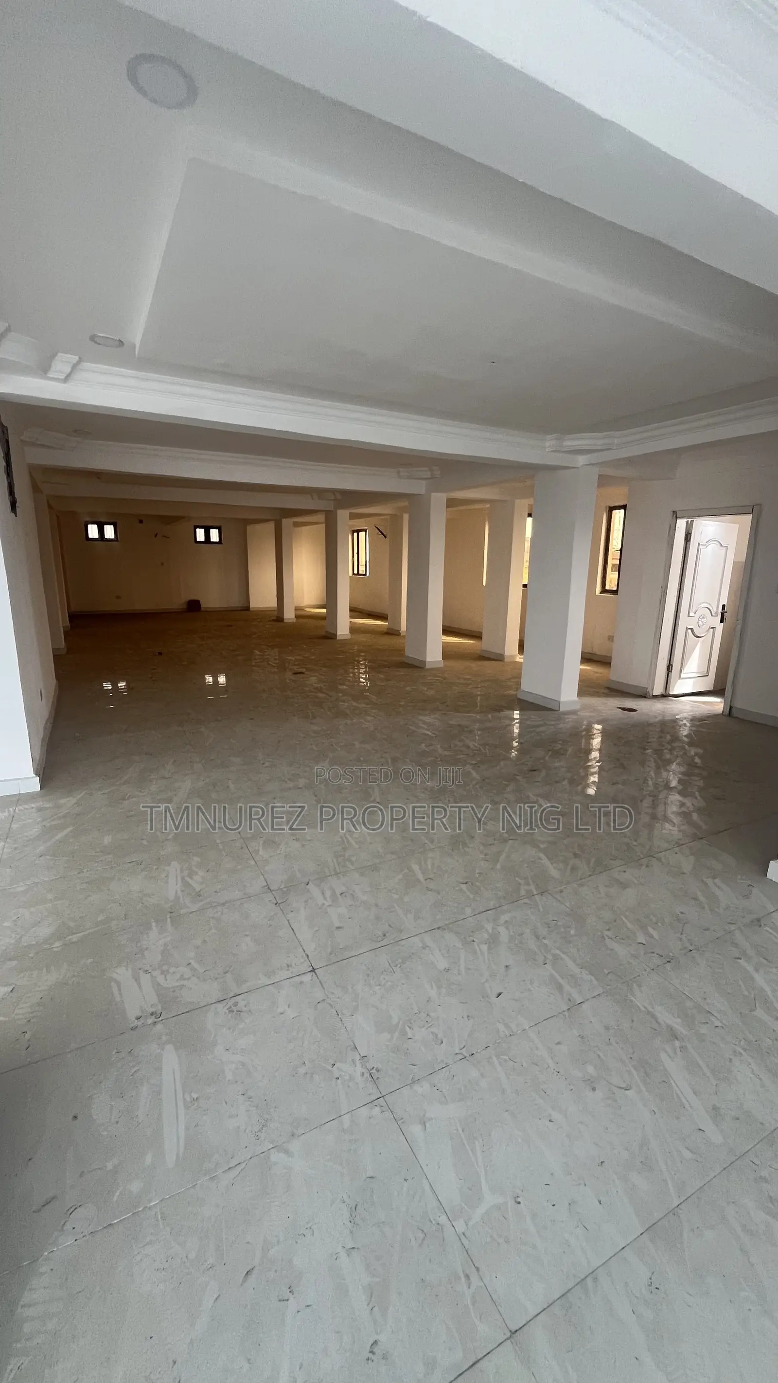 Showroom Space,Multipurpose Built
