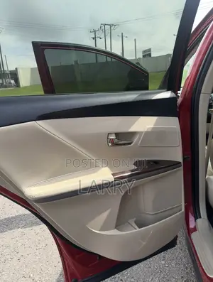 Toyota Venza 2014 Red
